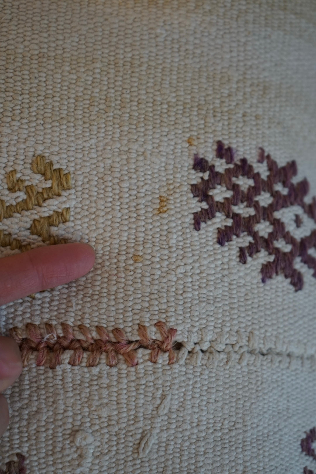 Türkiye Old Kilim Cushion Cover Ivory , Beige , Orange Tribal Patchwork Design 45 × 45 cm No.TR25570 / 送料無料・羊毛手織りキリム