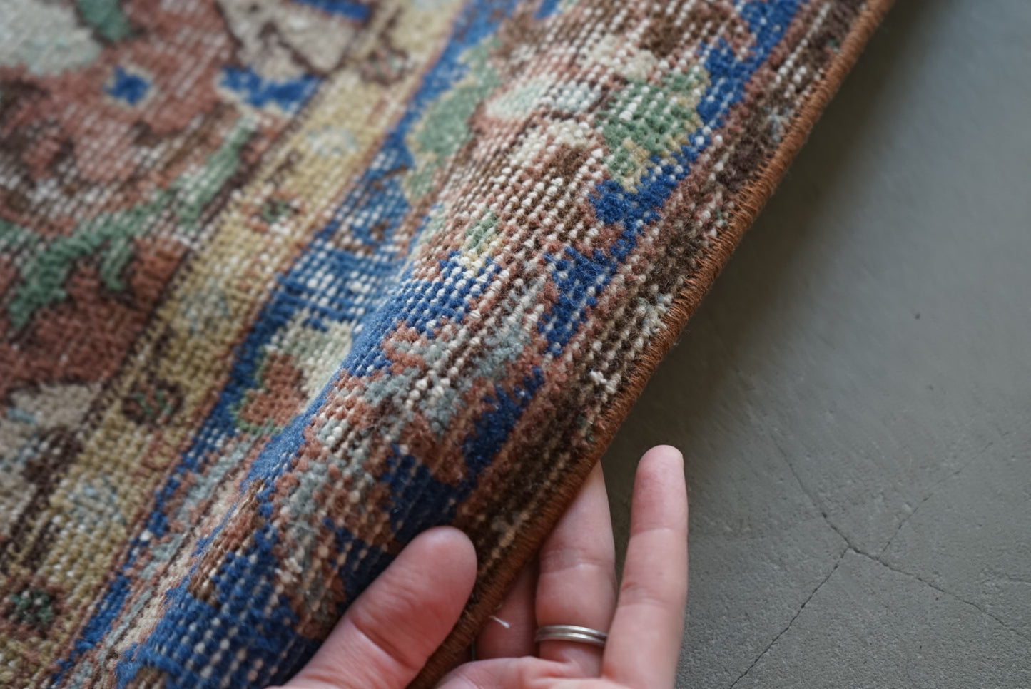 Türkiye Old Isparta Scarlet , Blue 1970年代 242 × 154 cm No.TR25264