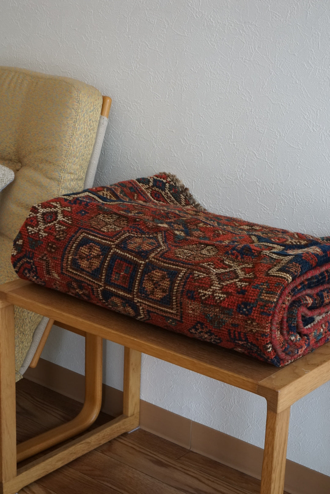 店頭販売 Afghanistan Old Persia Design 1930年代 179.5 × 140.5 cm  No.AF2535 / 国内送料無料・羊毛手織り絨毯
