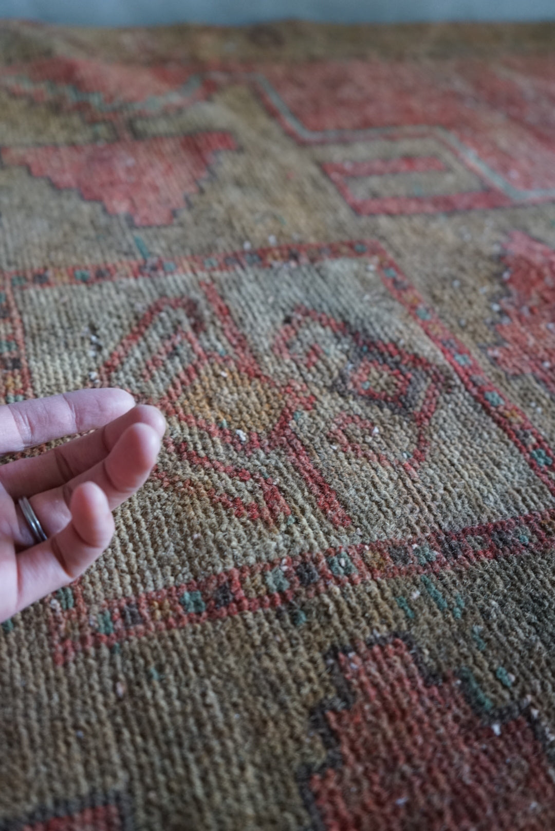 Türkiye Old Oushak Orange Small size 1970年代 118 × 100 cm No.TR25247