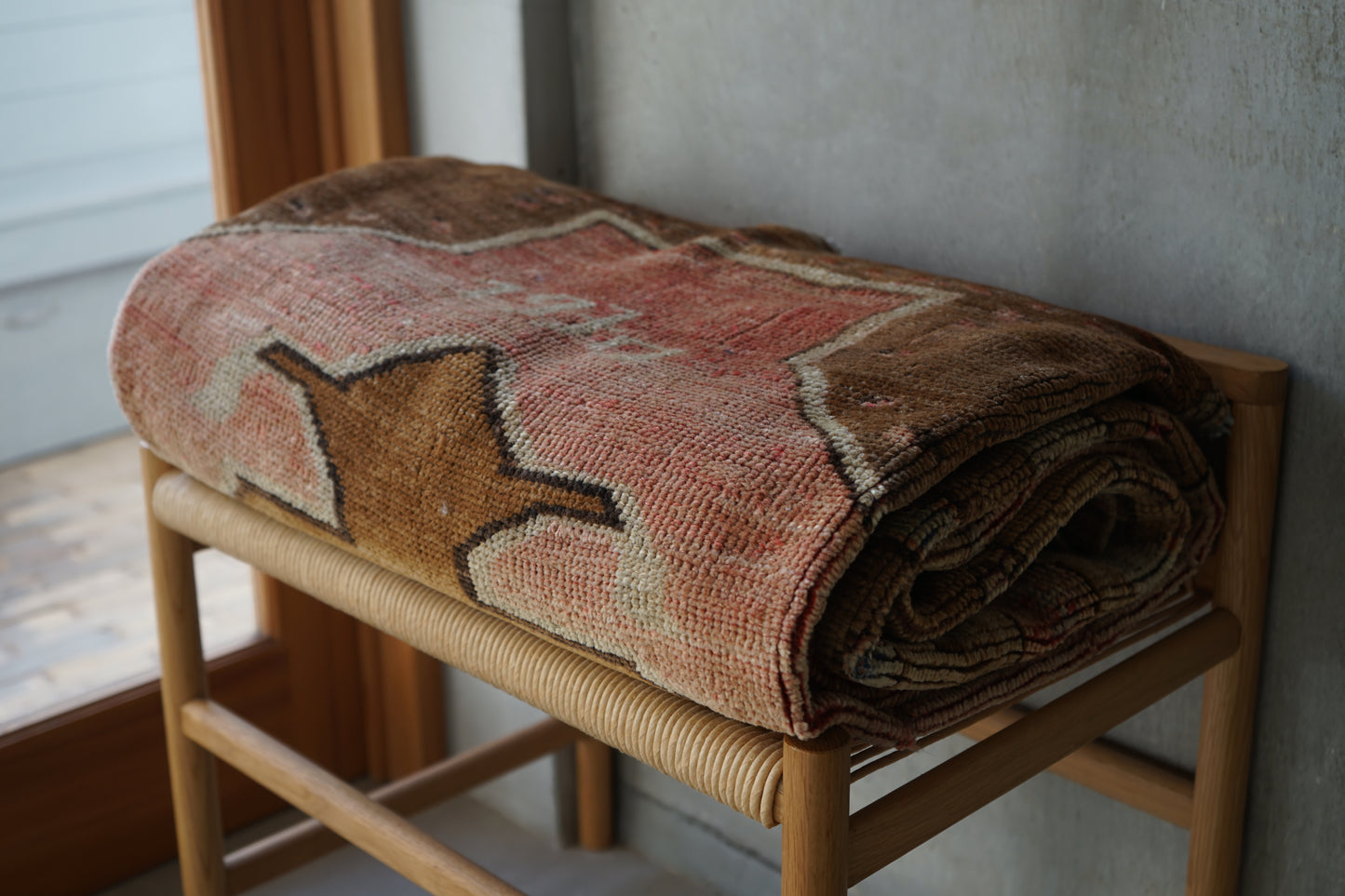 TURKEY OLD OUSHAK SALMON PINK 1970年代 286 × 162 cm No.TR25197