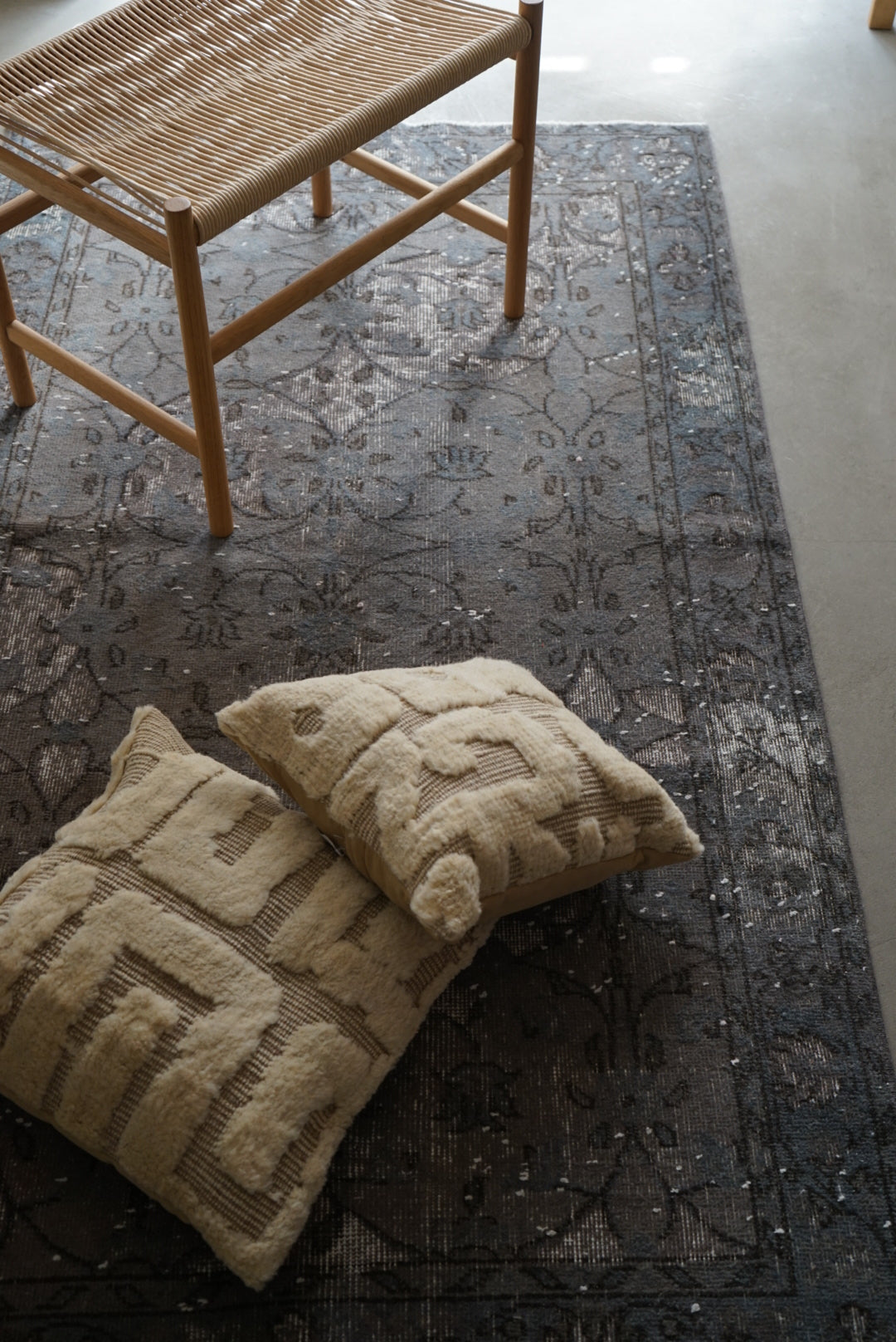 TURKEY OLD CHARCOAL GREY 1970年代 200 × 112 cm No.TR25154