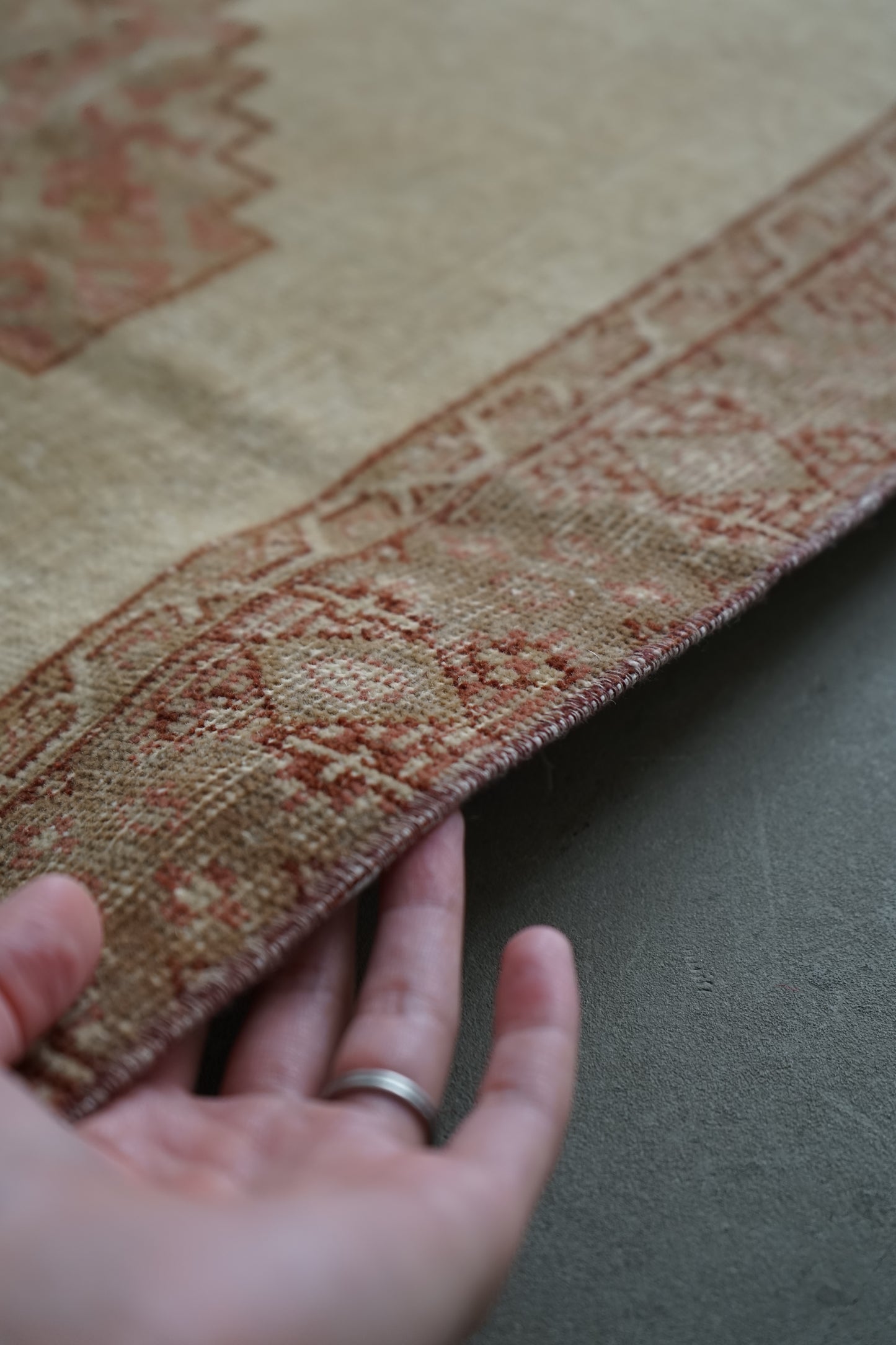 TURKEY OLD ISPARTA BEIGE MEDALION 1970年代 172 × 92 cm No.TR25200