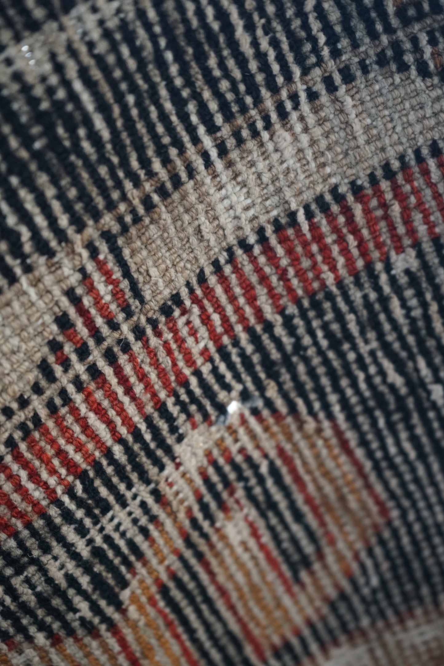 Türkiye Old Oushak Red Small Size 1970年代 103.5 × 102.5 cm No.TR25222