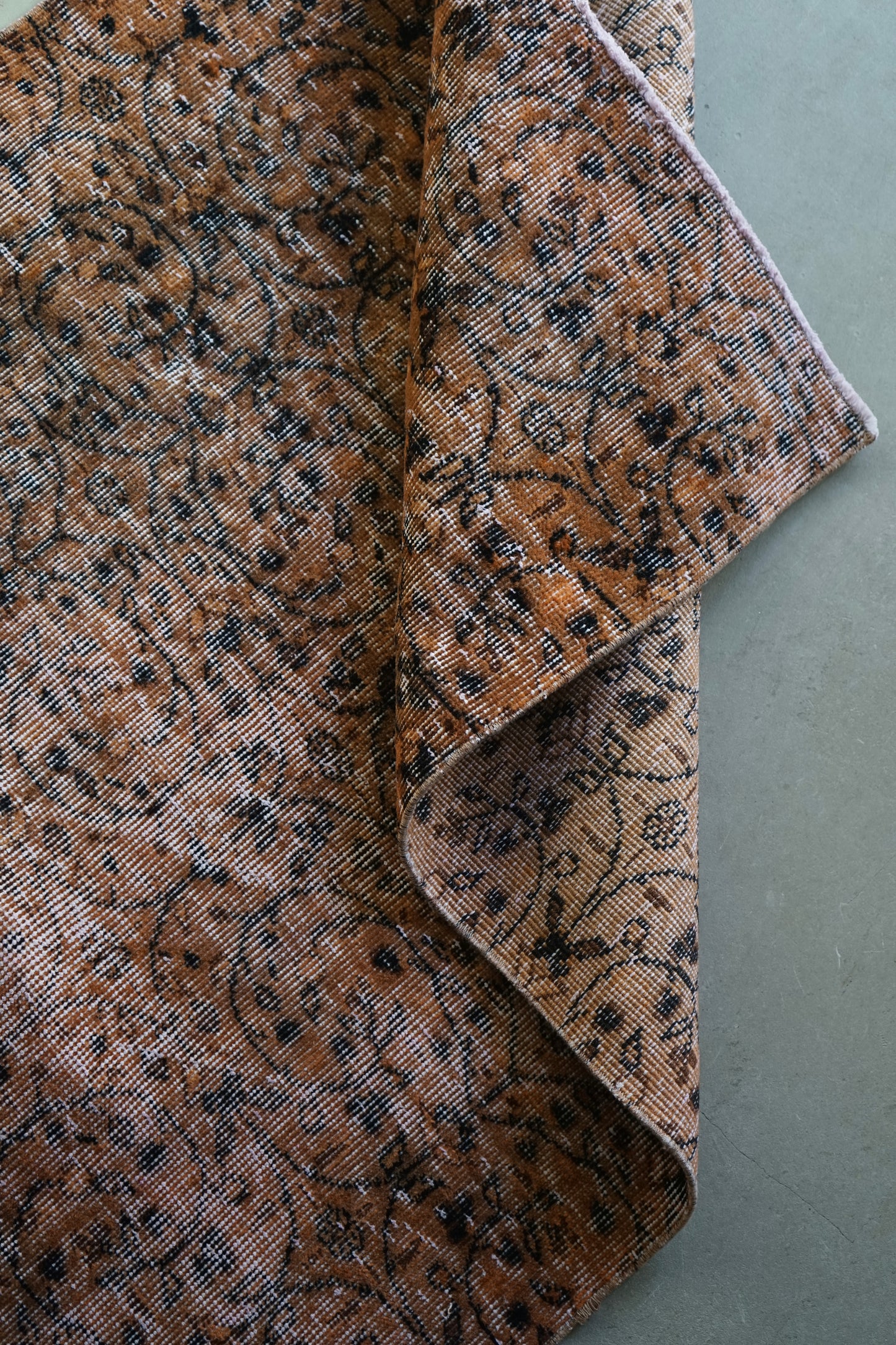 Türkiye Old Isparta Dark Chocolate 1970年代 192 × 100 cm No.TR25224