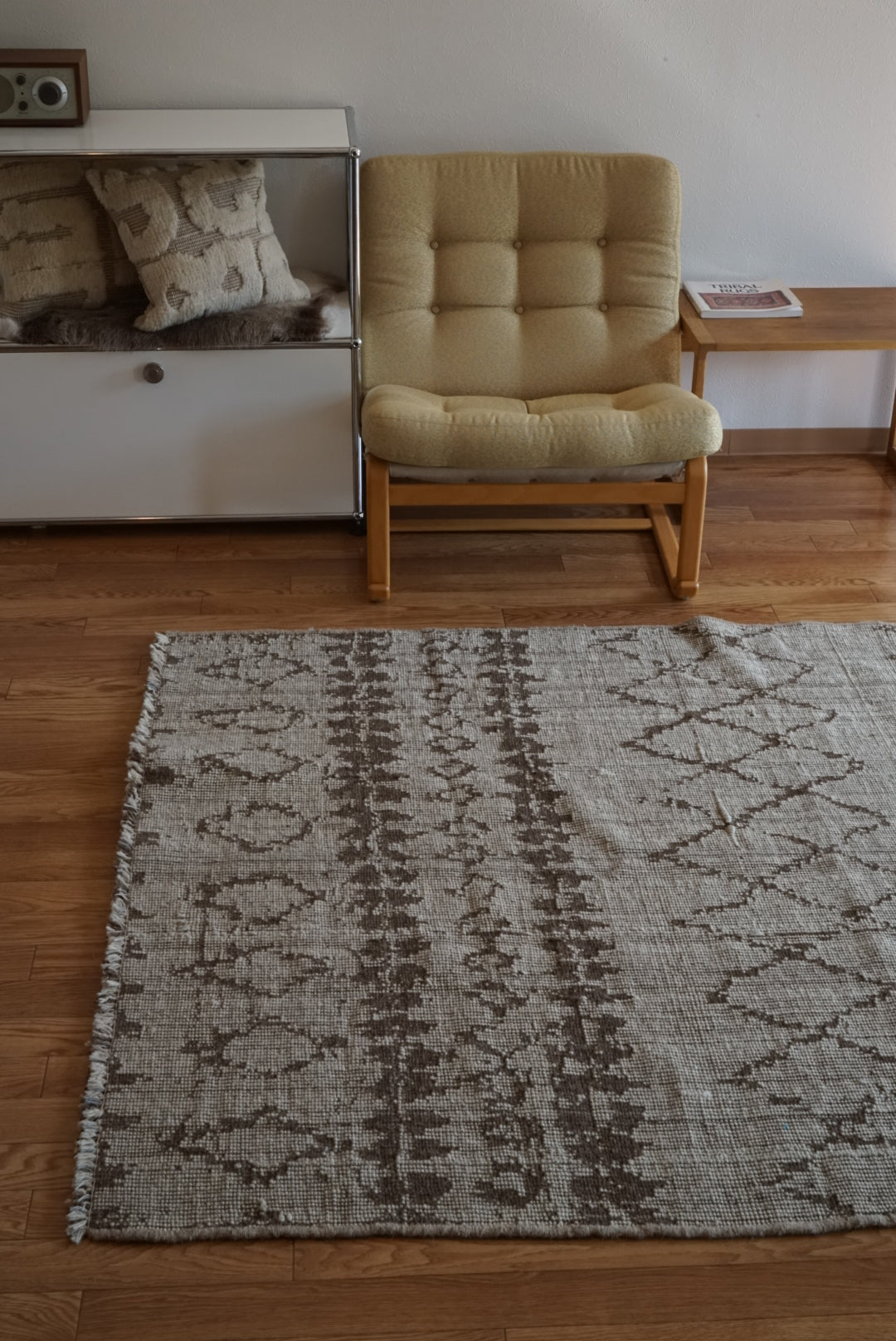 MAISON ÉTRETAT Original Iran Qashqai Kilim " Tribe " 205 × 144 cm / 国内送料無料・羊毛手織りキリム