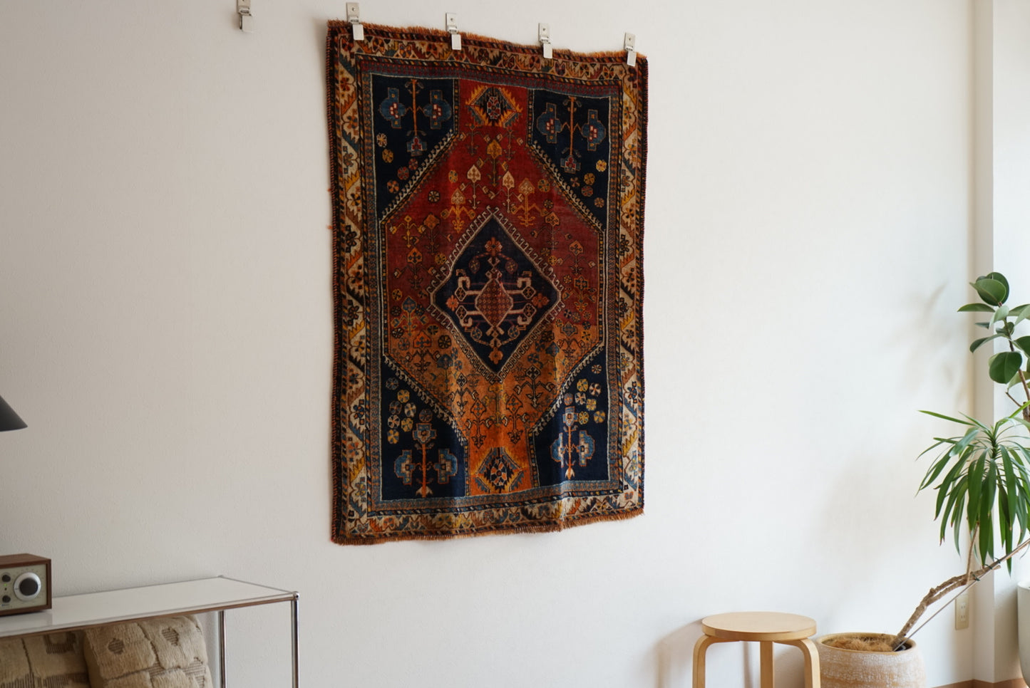 店頭販売 IRAN ANTIQUE QASHQAI BOLVALDI 1860年代 136 × 108 cm / 4'4" × 3'5" ft