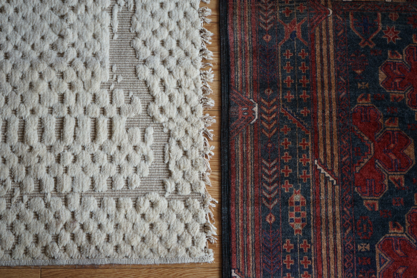 Afghanistan Vintage Baluch Navy Tribal Design 1980年代 208 × 130 cm No.AF2525