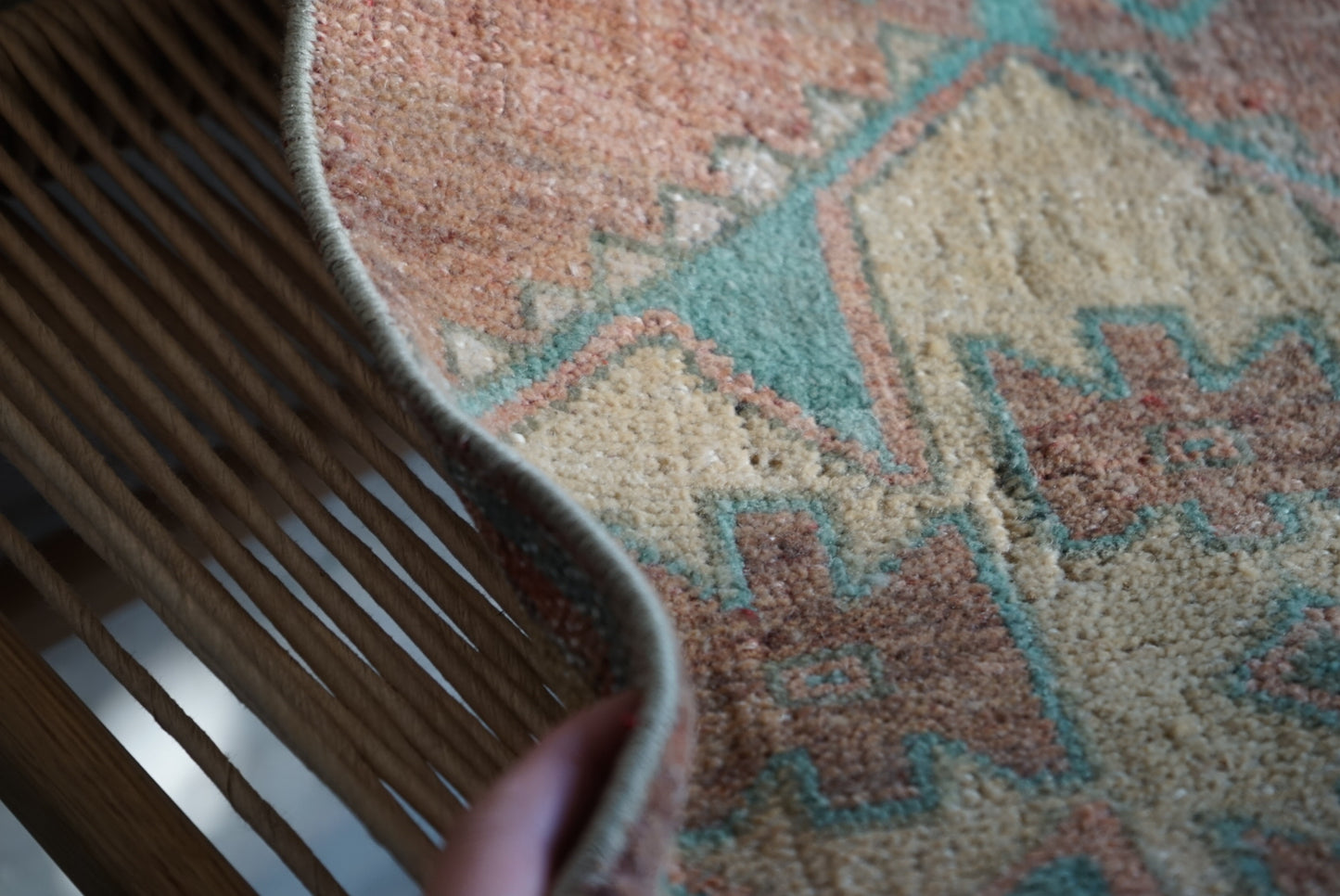 Türkiye Old Oushak Beige Blue Small size 1970年代 80 × 40 cm No.TR25243