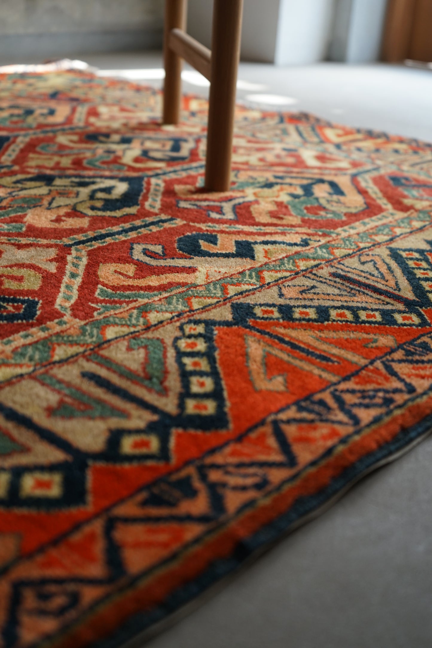 IRAN ANTIQUE SHIRVAN COSSACKS 1860年代 181 × 125 cm