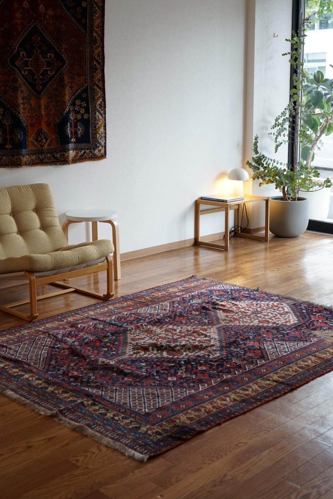 店頭販売 IRAN ANTIQUE SHIRAZ KHAMSEH BAHARLO 1820-1840年代 191 × 155 cm