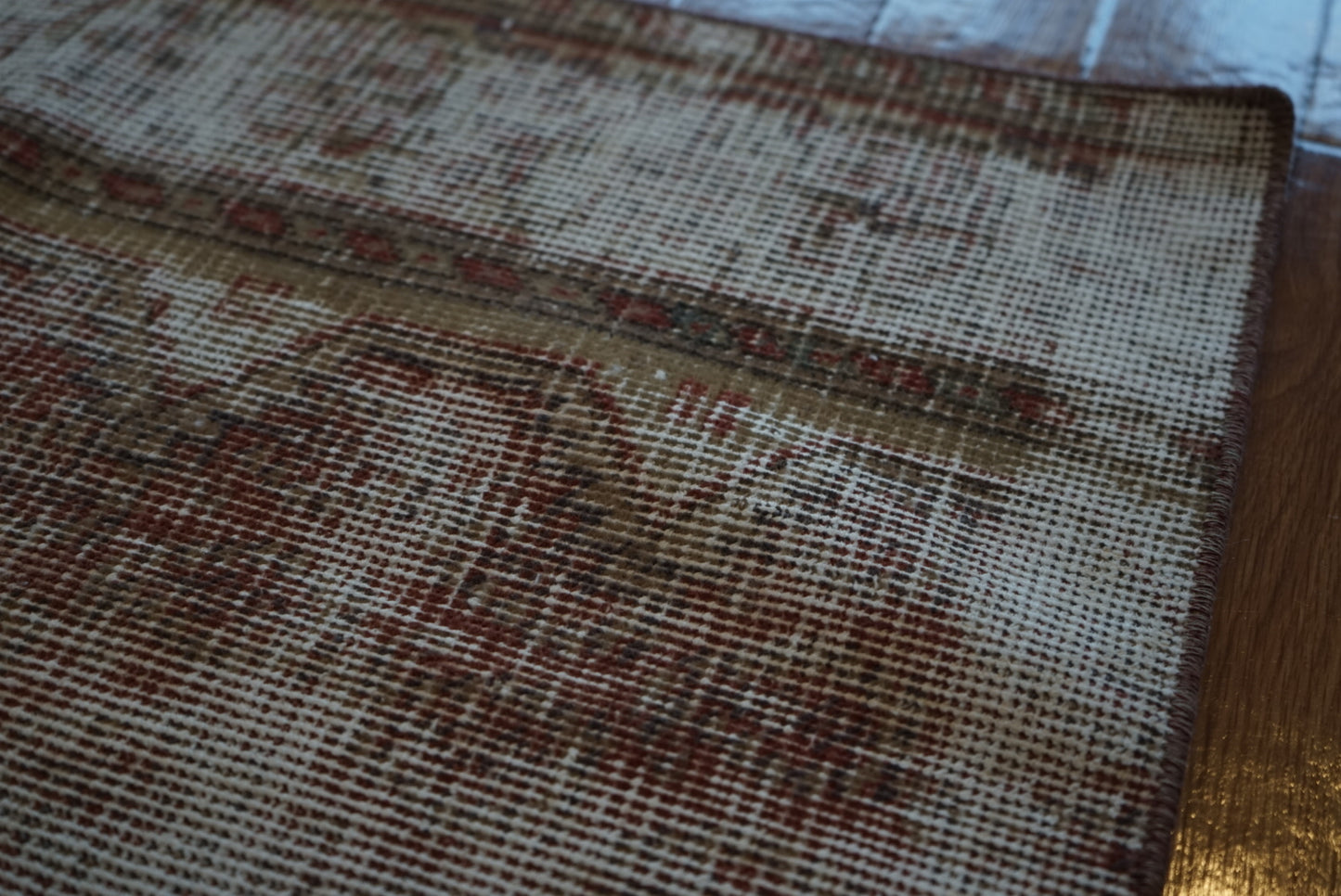 Türkiye Old Oushak Shabby Red 1970年代 110 × 80 cm No.TR25371