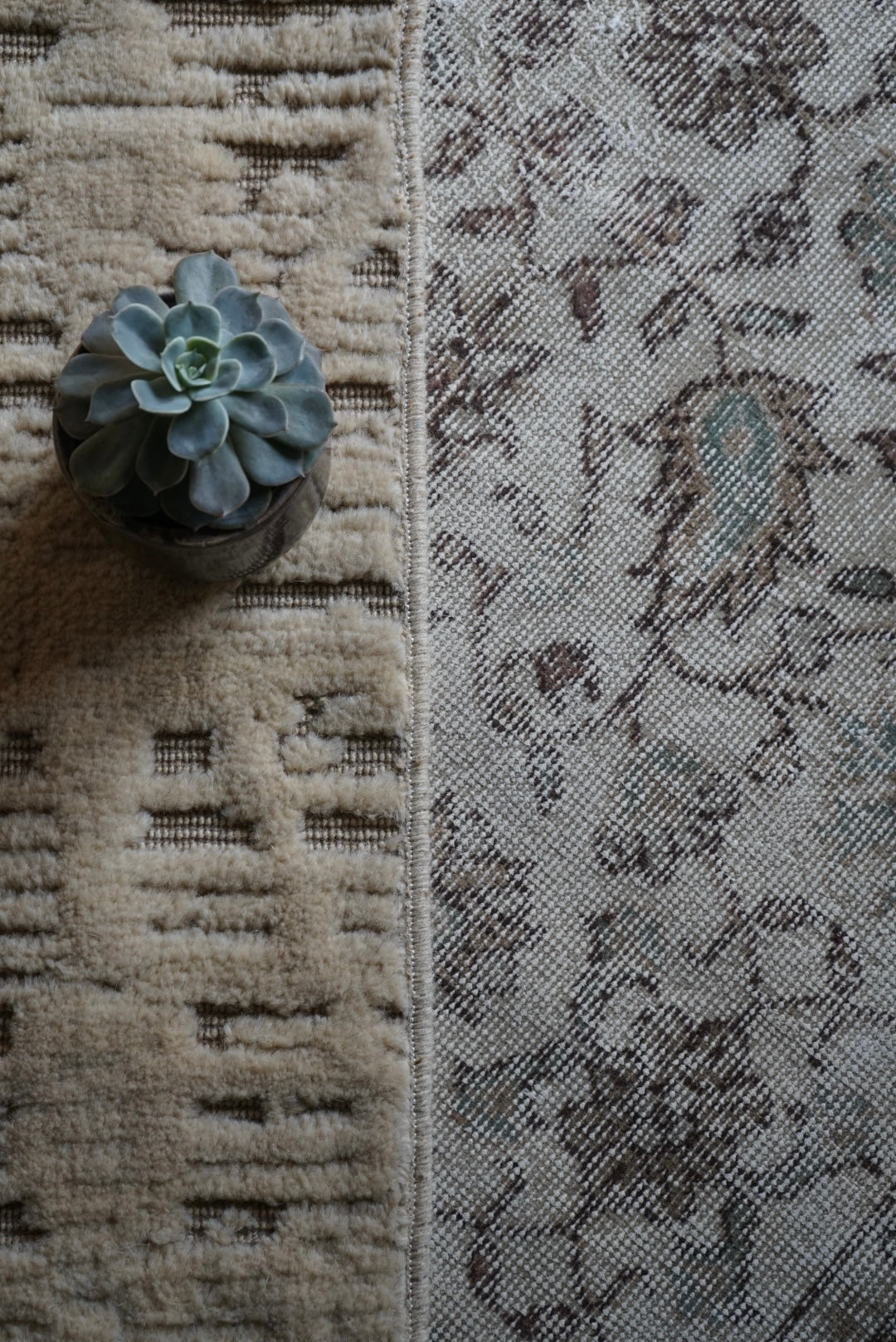 Türkiye Old Isparta Beige , Ice Blue 1970年代 203 × 110 cm No.TR25251