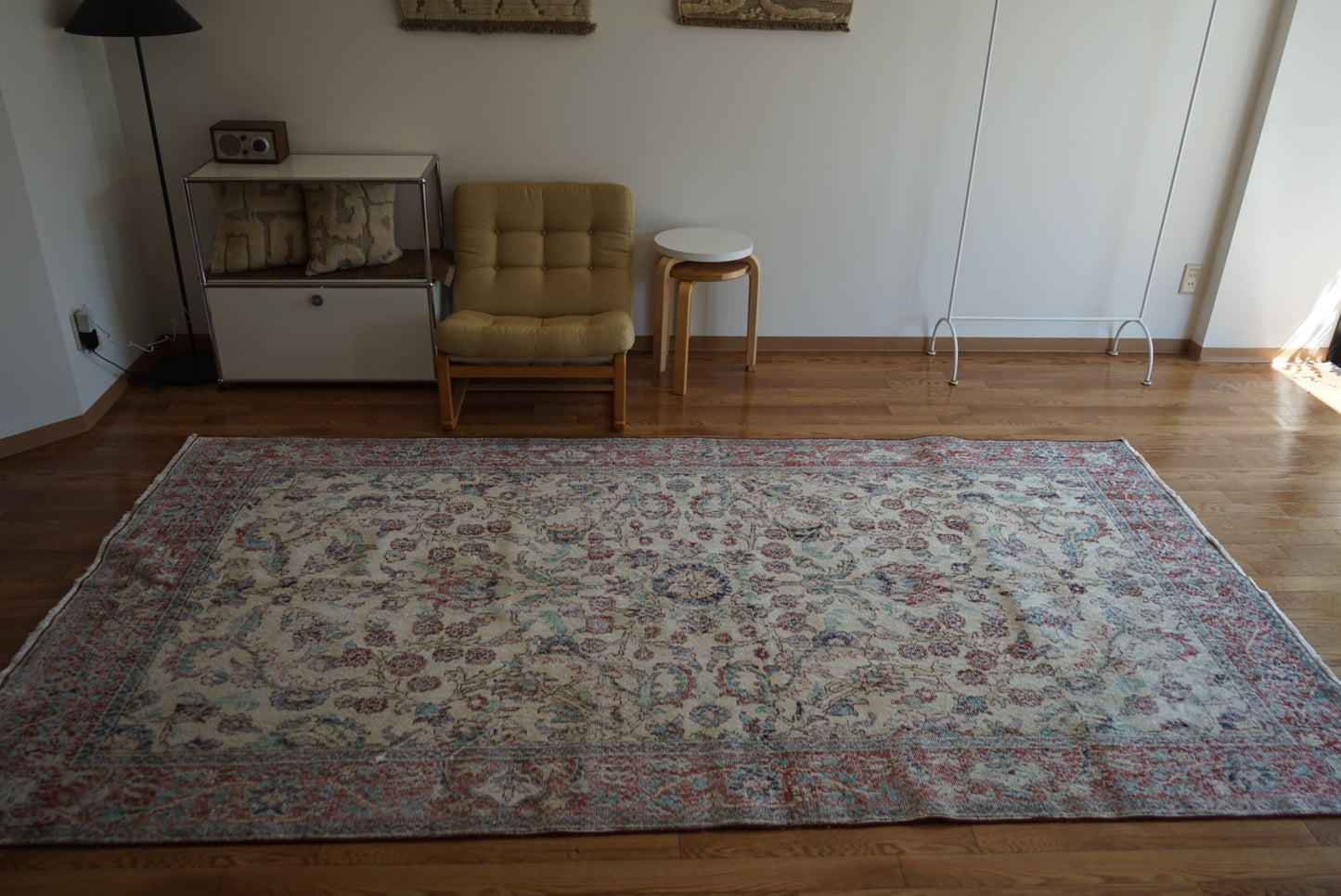 Türkiye Old Isparta Beige Cerulean Blue Floral 1970年代  303 × 160.5 cm No.TR25391