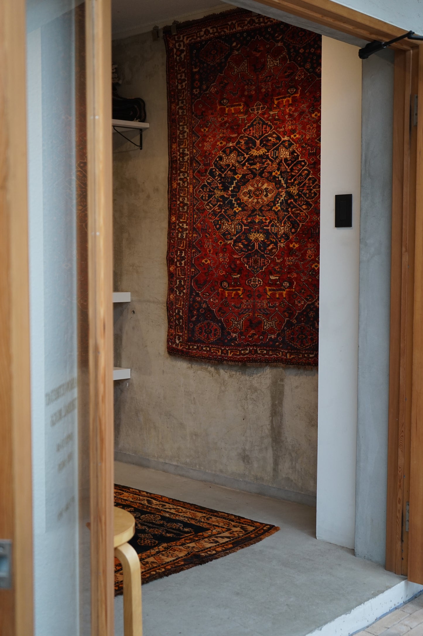 IRAN ANTIQUE SHIRAZ QASHQAI "THE KHANS" 1840-1860年代 155 × 110 cm