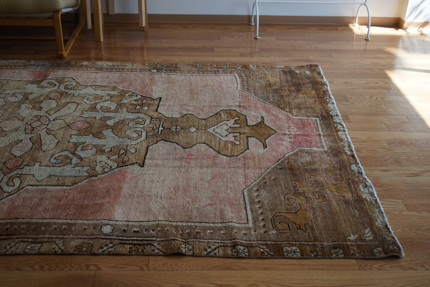 TURKEY OLD OUSHAK SALMON PINK 1970年代 286 × 162 cm No.TR25197