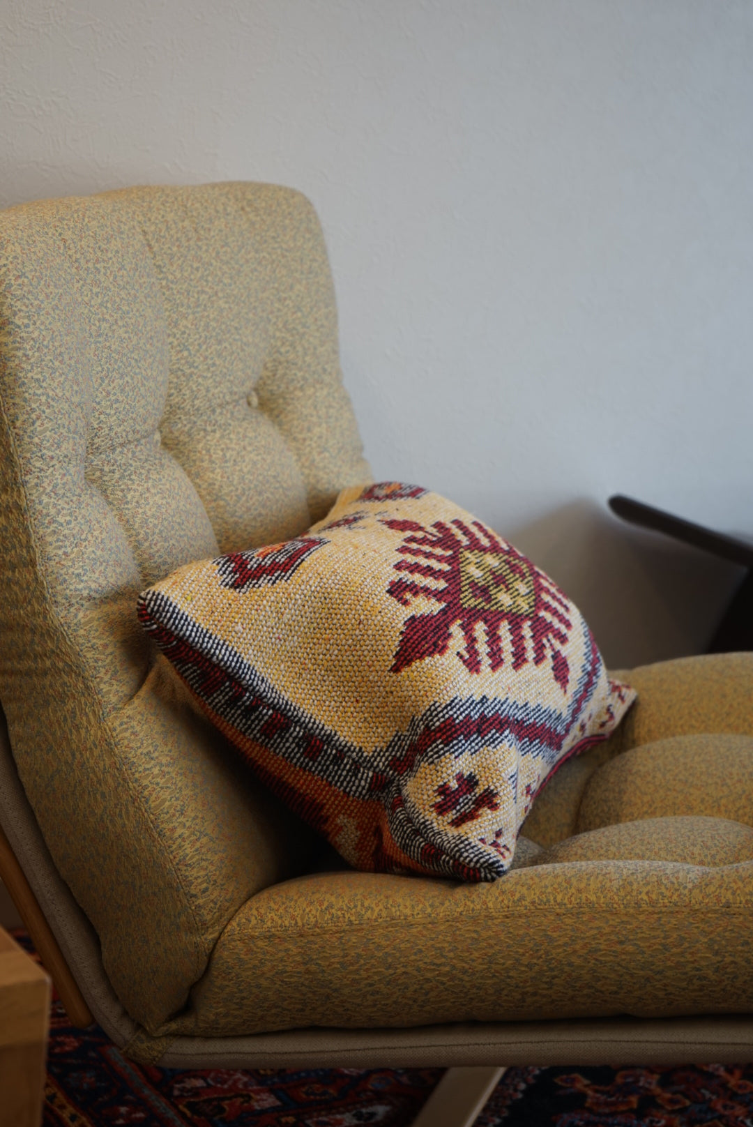Türkiye Old Kilim Cushion Cover 表 Red / 裏 Yellow 49 × 39 cm No.TR25394