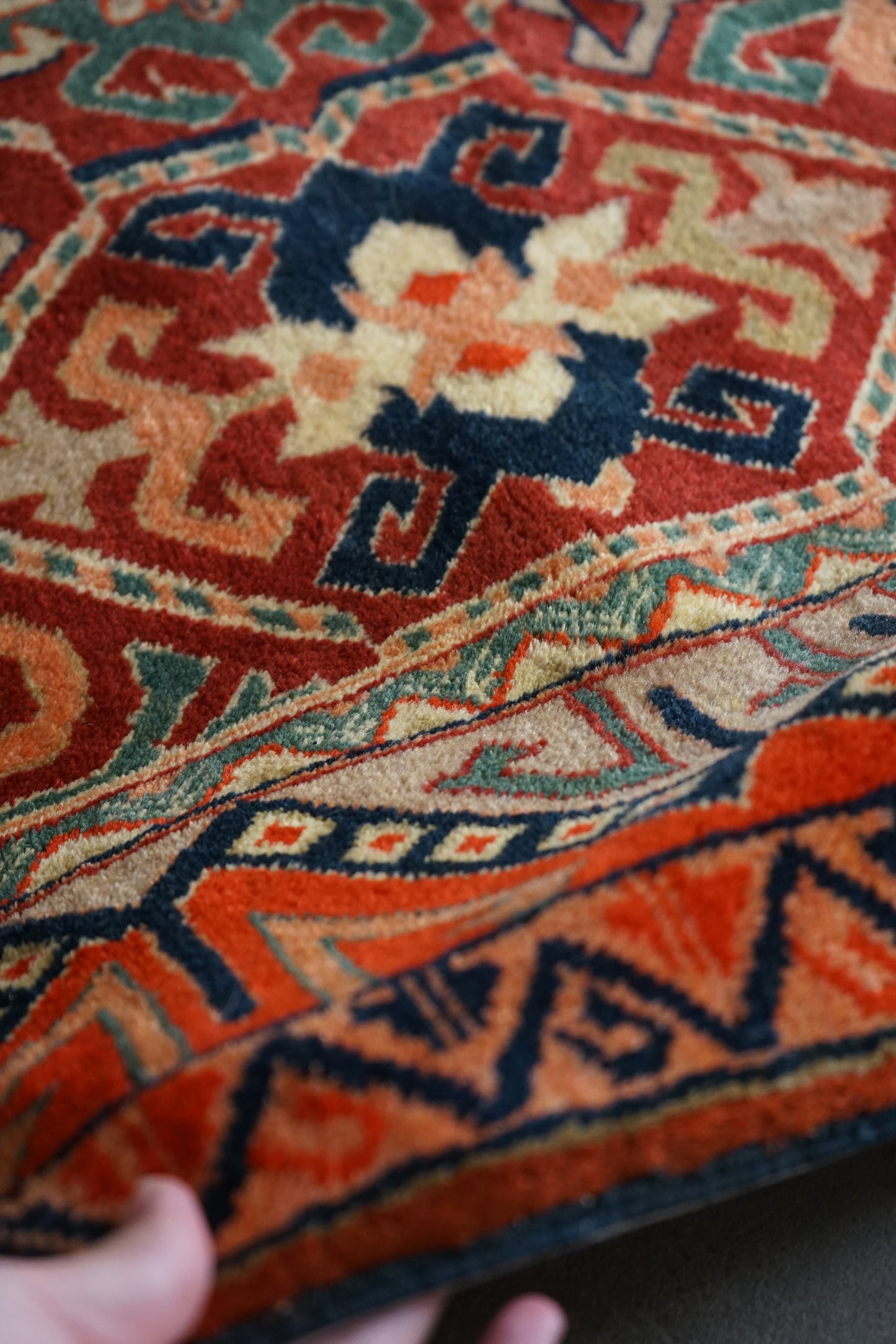 IRAN ANTIQUE SHIRVAN COSSACKS 1860年代 181 × 125 cm