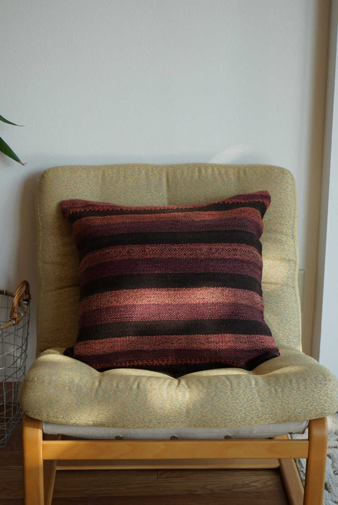 Türkiye Old Kilim Cushion Cover Purple , Pink , Black Stripe Design 51 × 49 cm No.TR25559 / 送料無料・羊毛手織りキリム