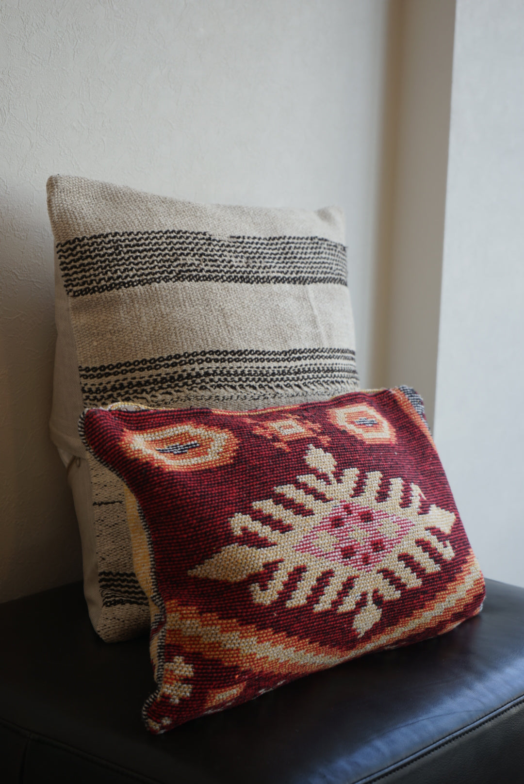 Türkiye Old Kilim Cushion Cover 表 Red / 裏 Yellow 49 × 39 cm No.TR25394