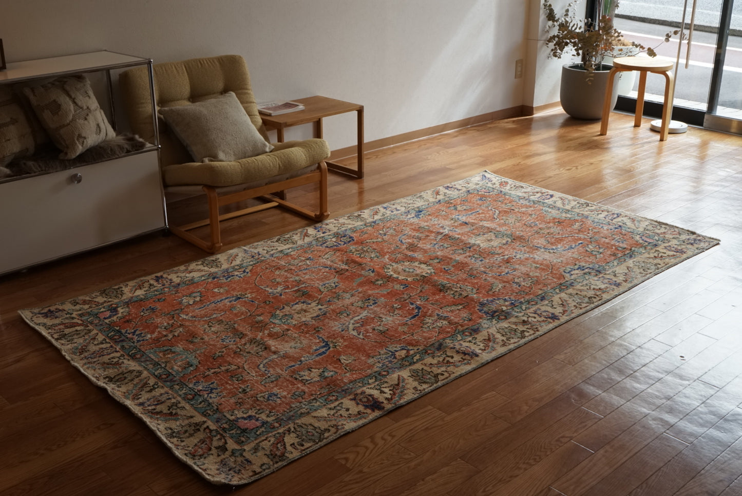Türkiye Old Isparta Bright Red Flower 1970年代 249 × 132 cm No.TR25505 / 国内送料無料