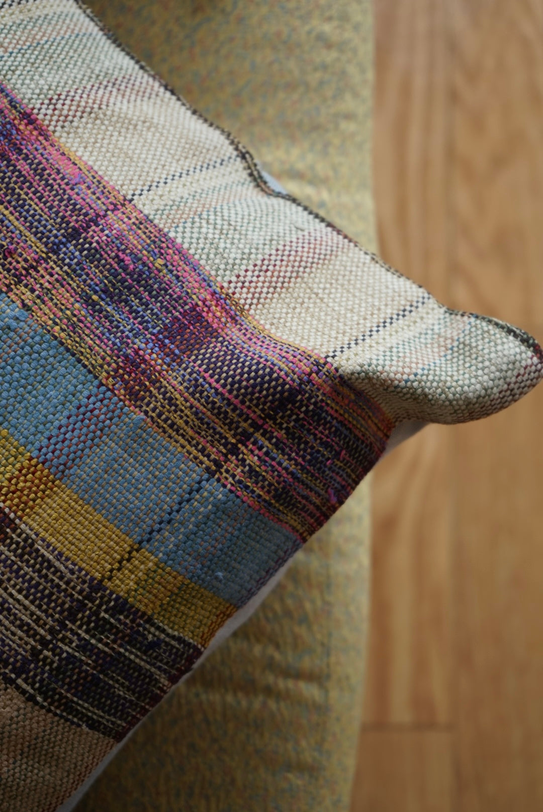 Türkiye Old Kilim Cushion Cover Mix Color 40 × 40 cm No.TR25439