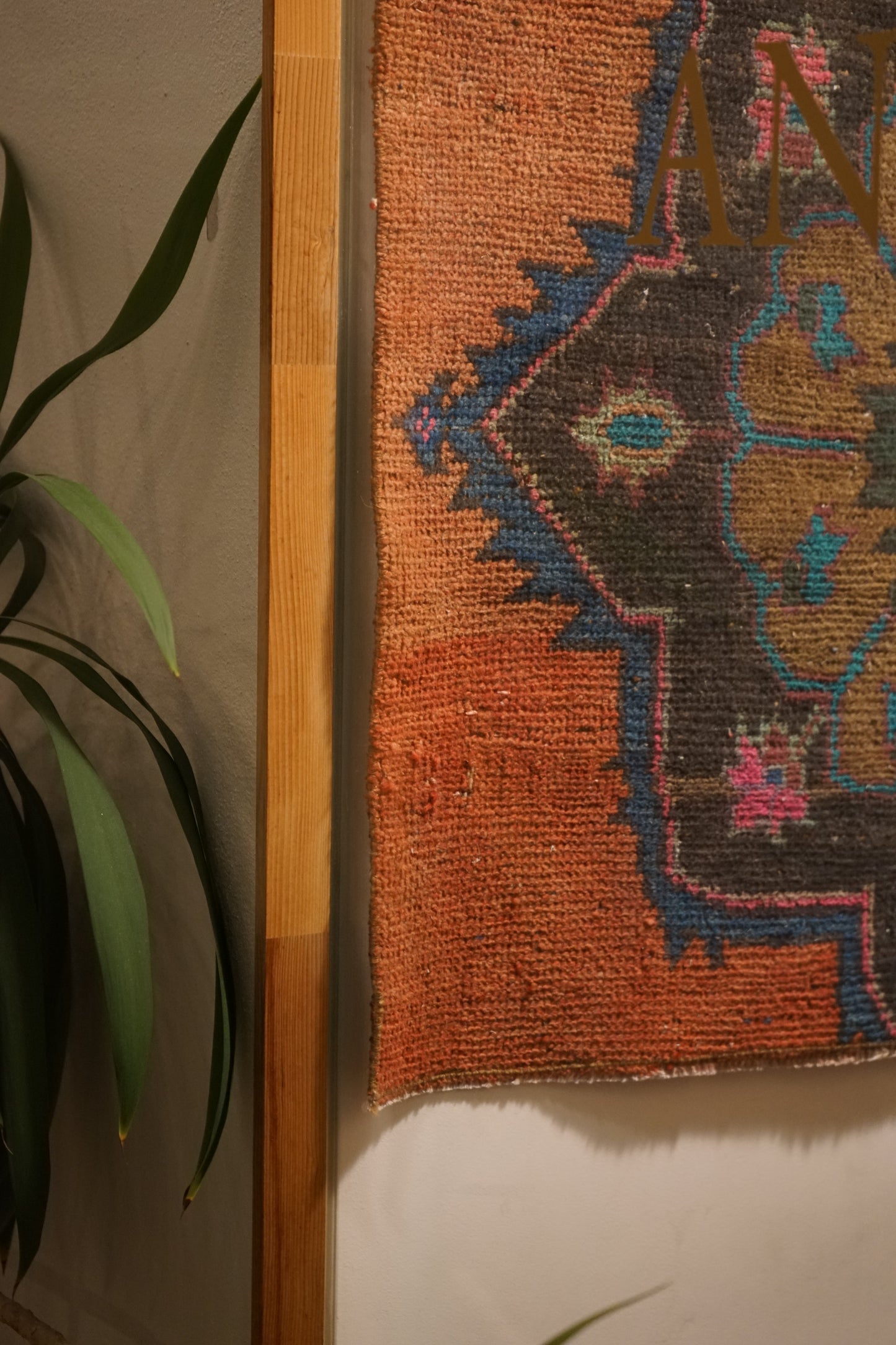 TURKEY OLD RUBY RED FLOWER SMALL SIZE 1970年代 116 × 71 cm No.TR25217