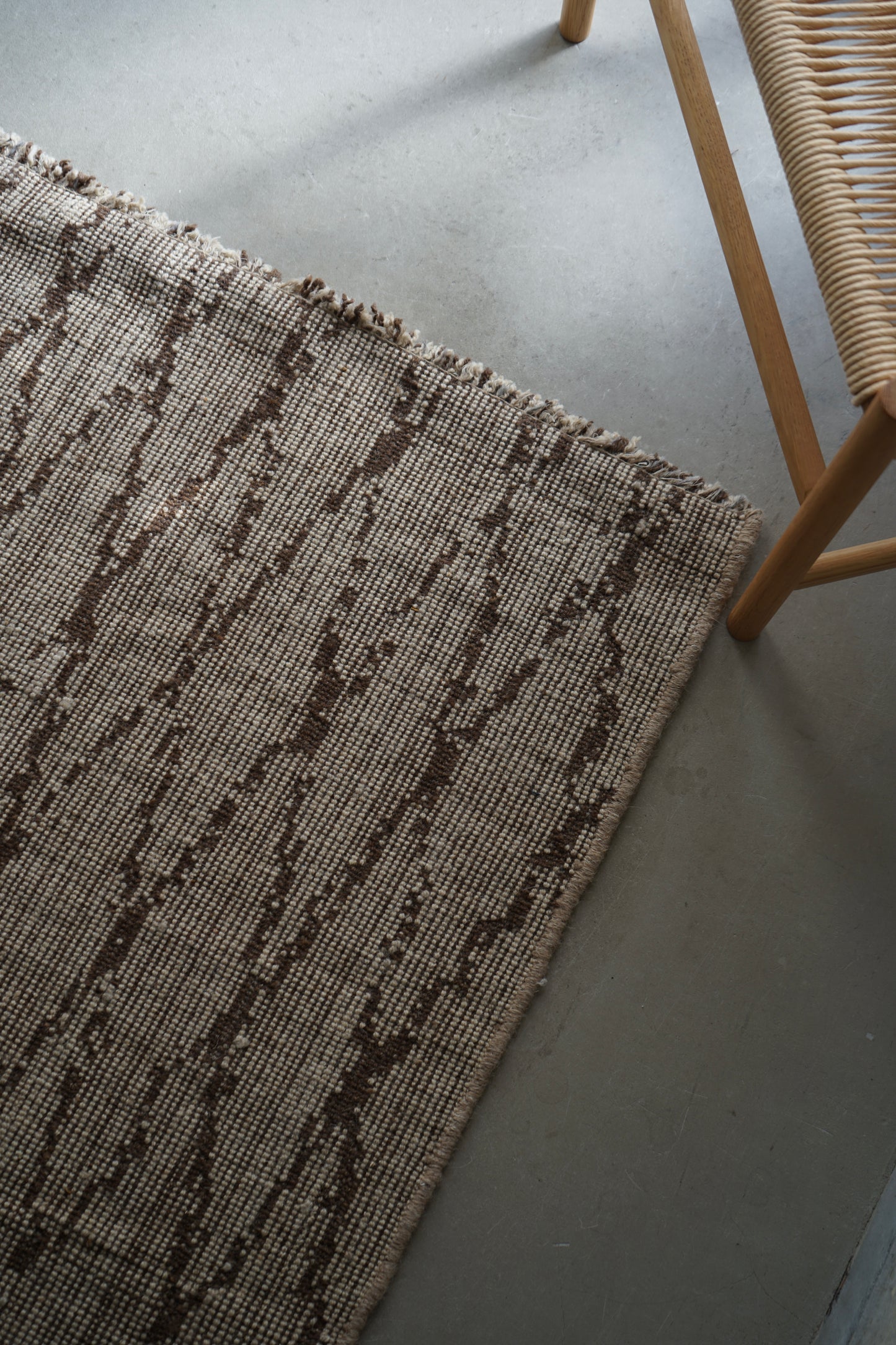 店頭販売 ORIGINAL IRAN QASHQAI KILIM " TRIBE " 204 × 142 cm