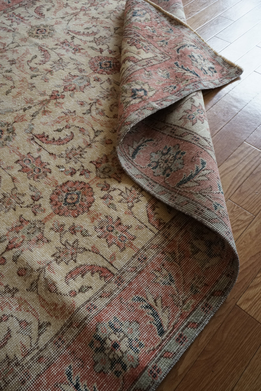 Türkiye Old Isparta Floral Pink , Beige 1970年代 250 × 154 cm No.TR25496 / 国内送料無料