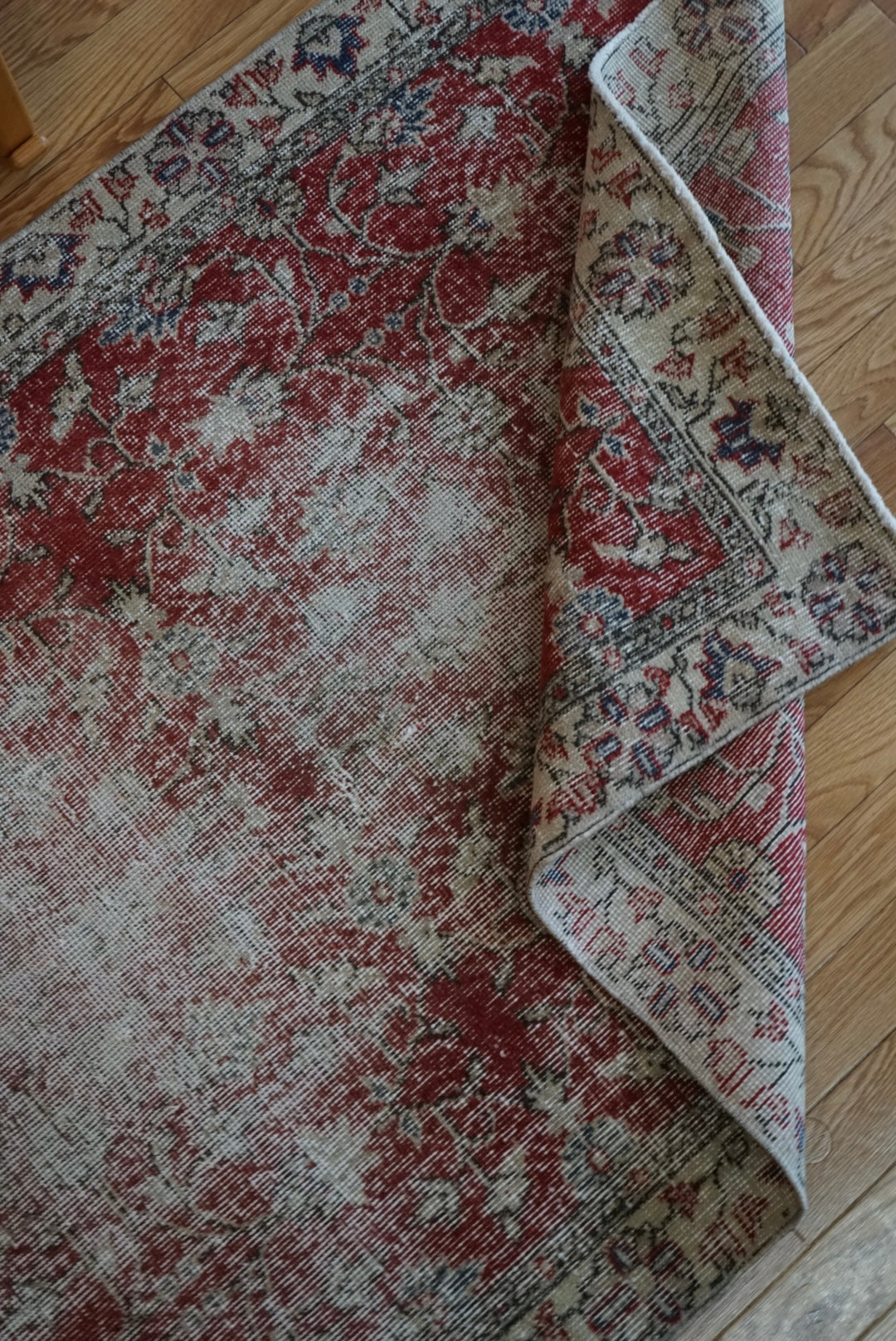Türkiye Old Isparta Red Floral 1970年代 195 × 107.5 cm No.TR25437