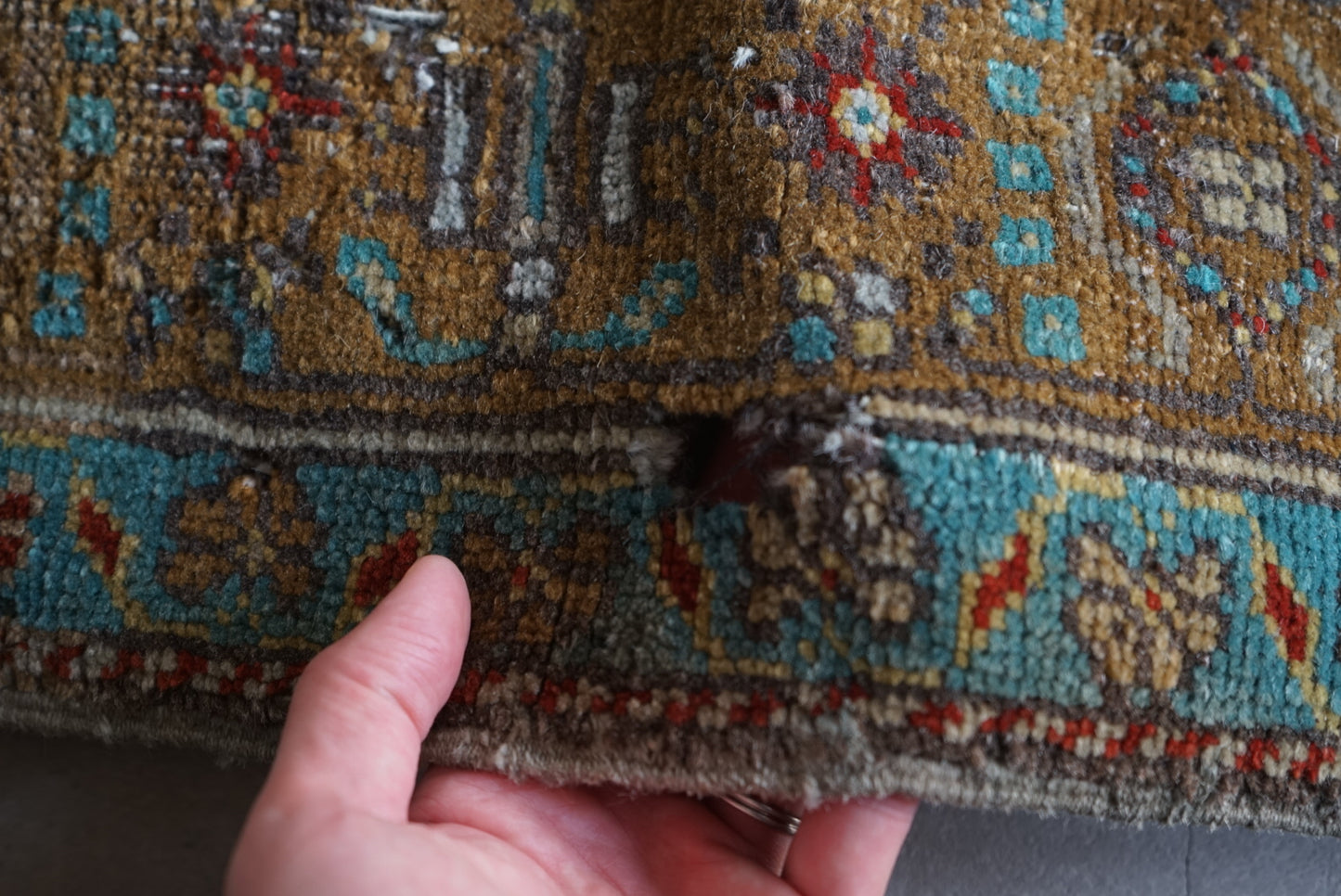 Türkiye Old Oushak Shabby Turquoise Medallion 162 × 109 cm No.TR25333