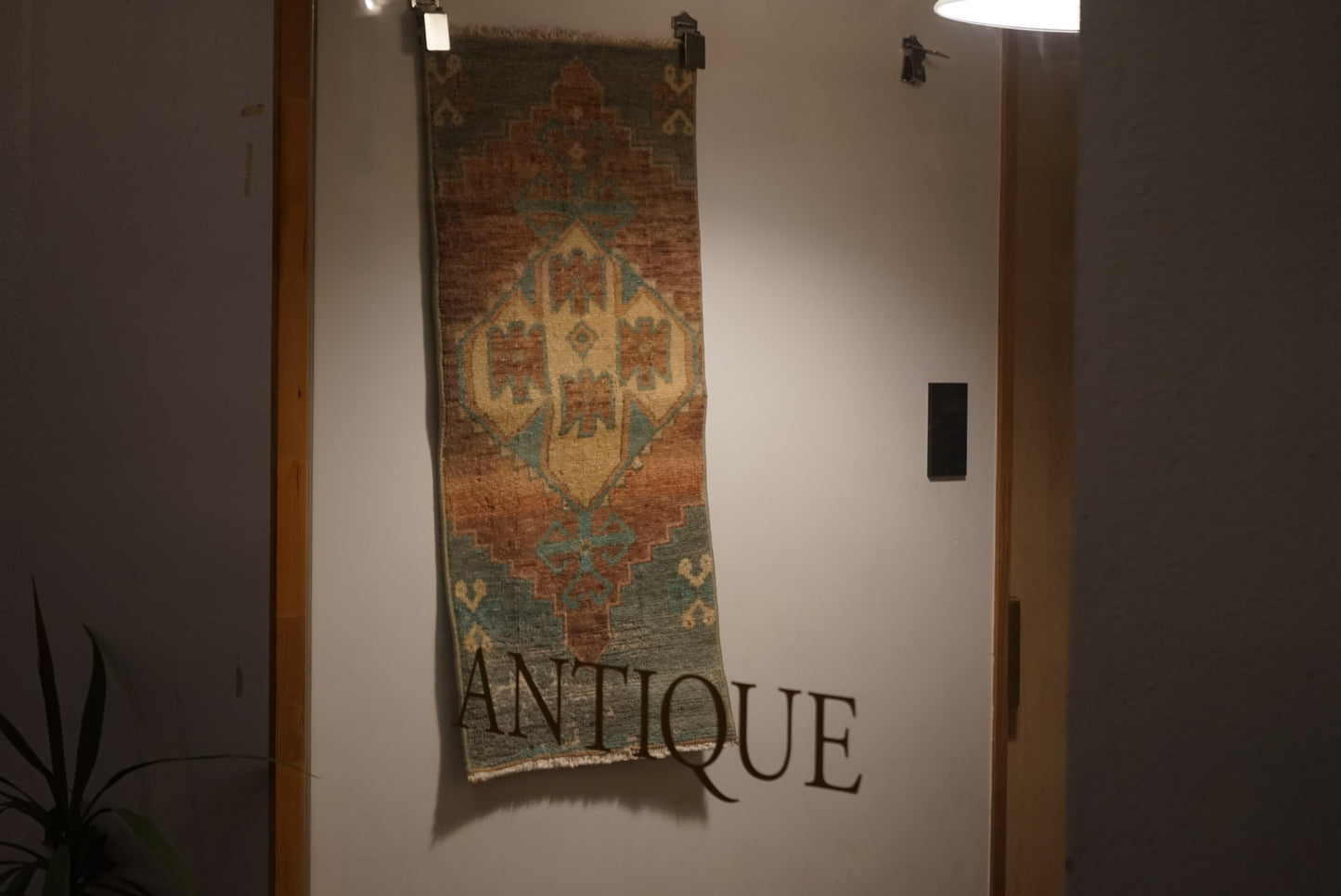 Türkiye Old Oushak Beige Blue Small size 1970年代 80 × 40 cm No.TR25243