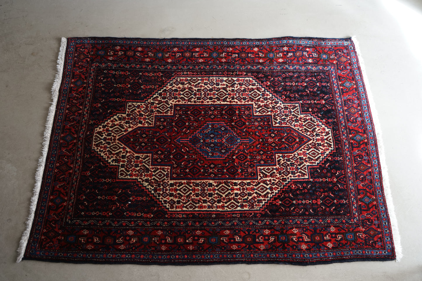 TURKEY OLD SANANDAJI DESIGN 1950年代 164 × 120 cm No.TR25110