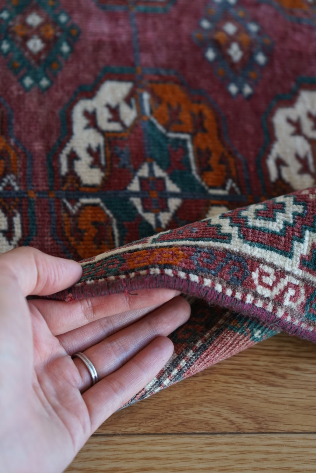 Türkiye Old Turkmen Red 1970年代 120 × 75 cm No.TR25225