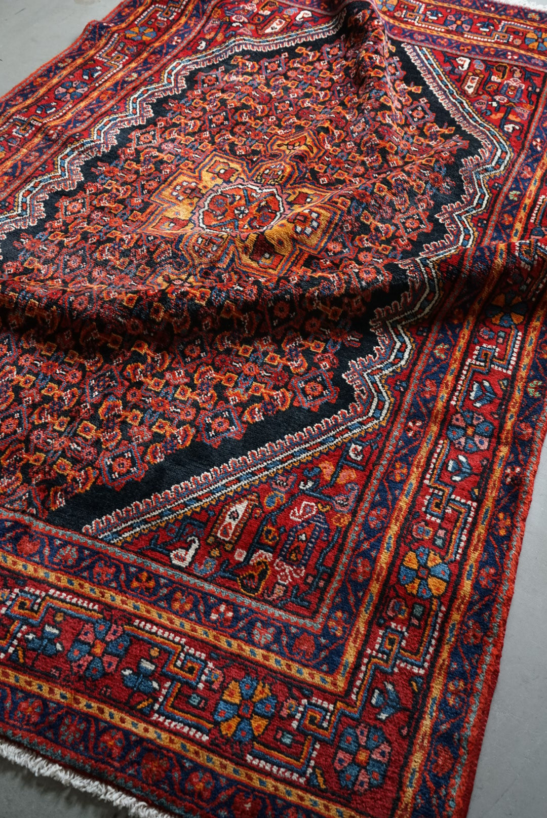 店頭販売 IRAN ANTIQUE ZANJAN 1920年代 220 × 135 cm