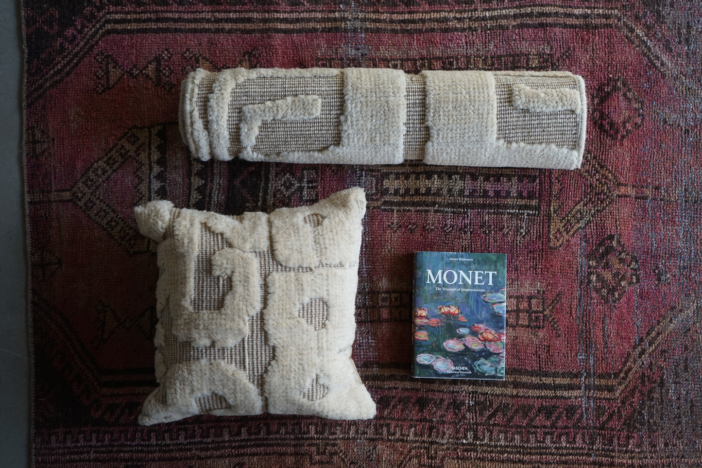 TURKEY OLD SHABBY PURPLE SMALL SIZE 1970年代 126 × 105 cm No.TR25216