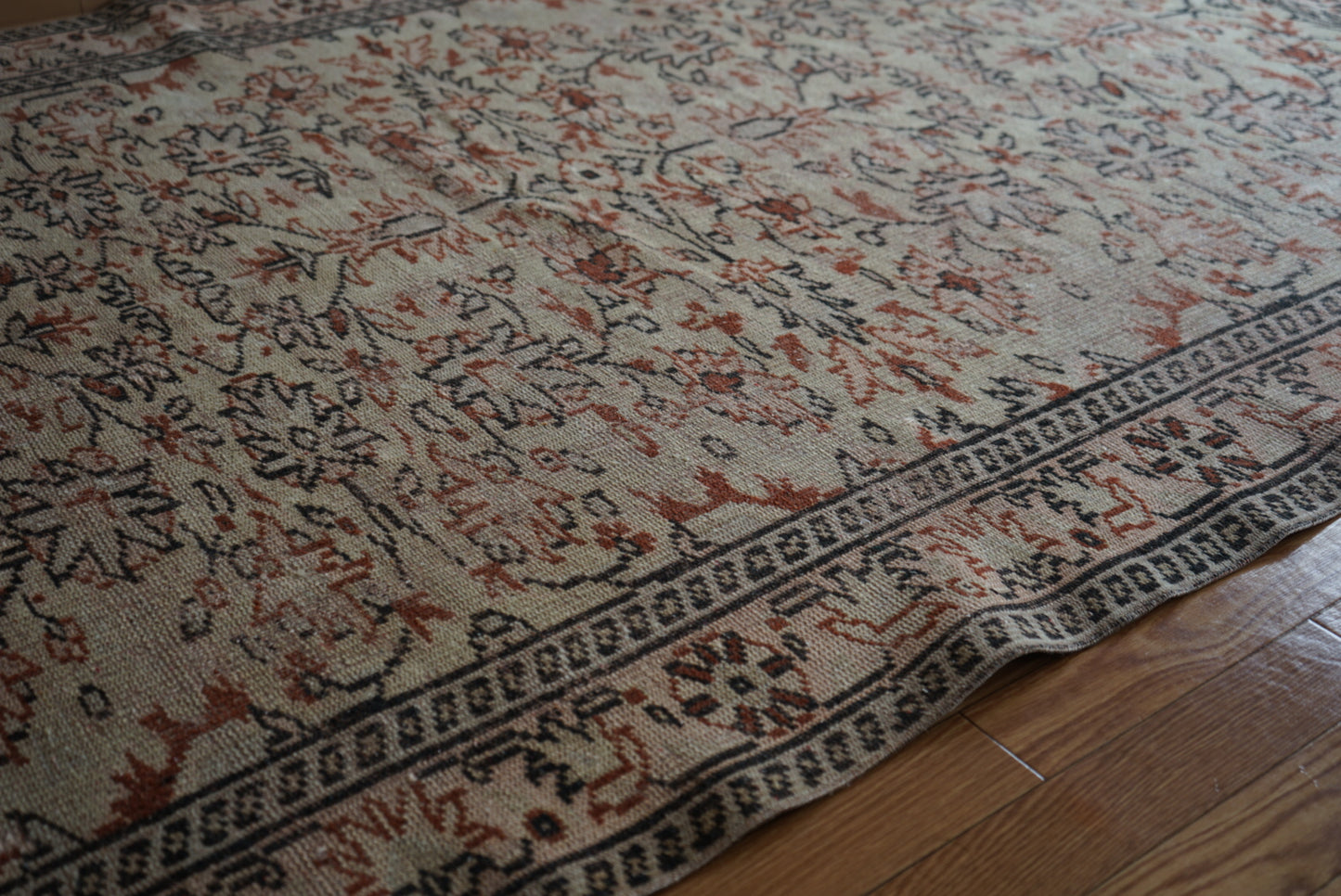 Türkiye Old Kayseri Olive , Beige Flower 1970年代 270 × 169 cm No.TR25389