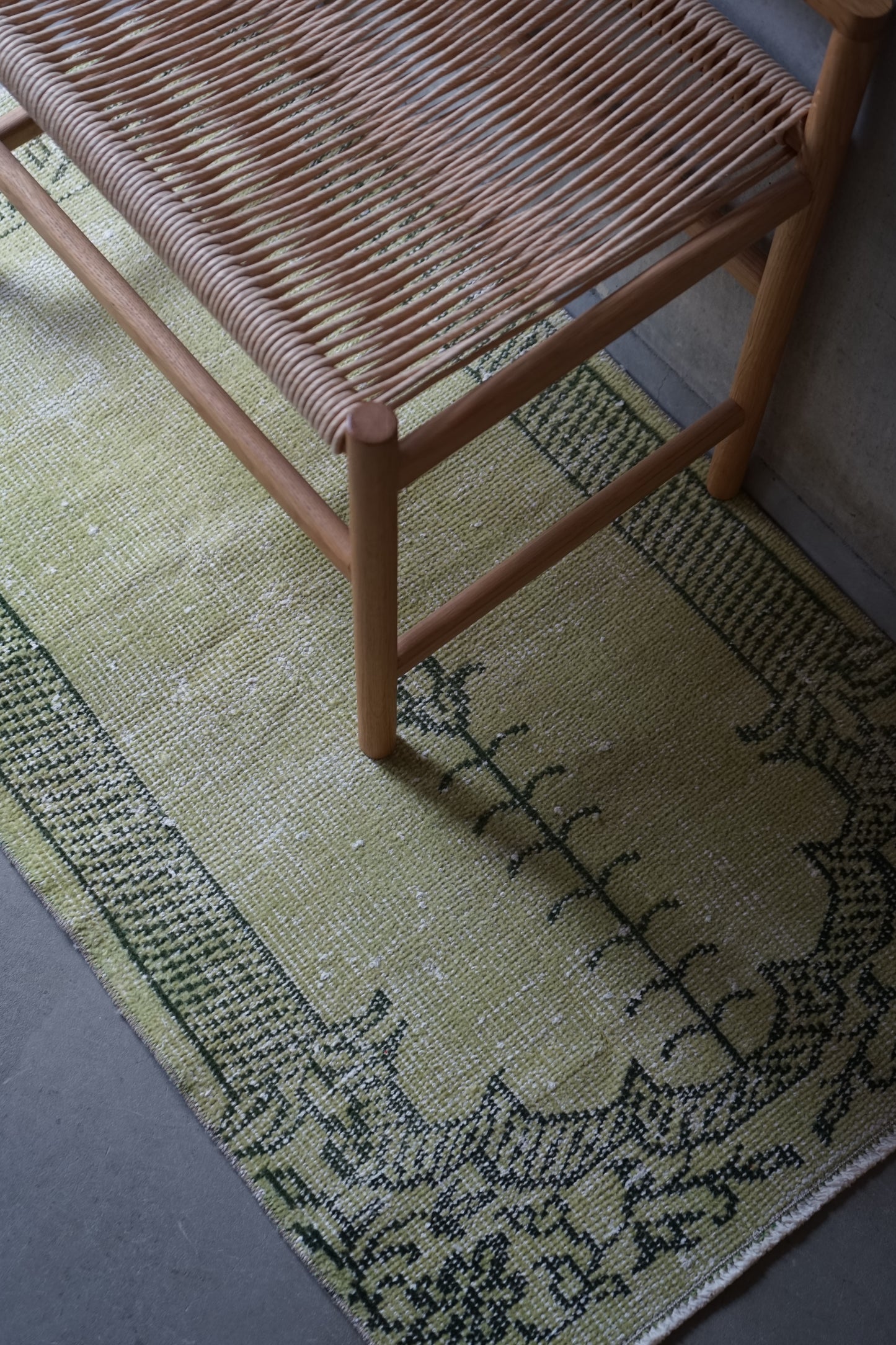 TURKEY OLD ISPARTA ARTICHOKE 1970年代 116 × 66 cm No.TR25201