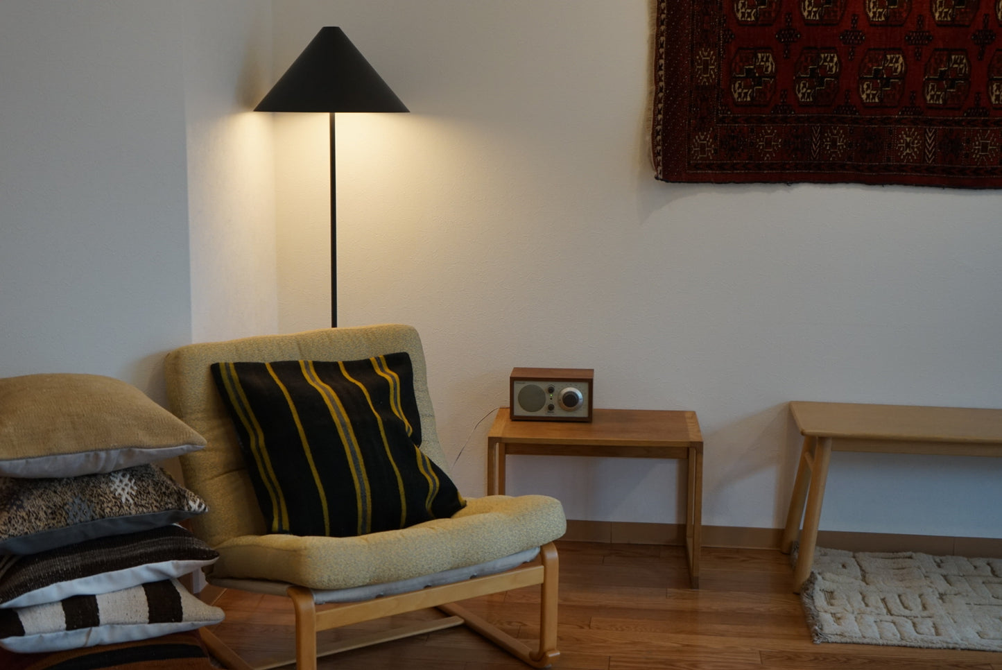 Türkiye Old Kilim Cushion Cover Black , Yellow , Blue Stripe Design 50 × 50 cm No.TR25567 / 送料無料・羊毛手織りキリム
