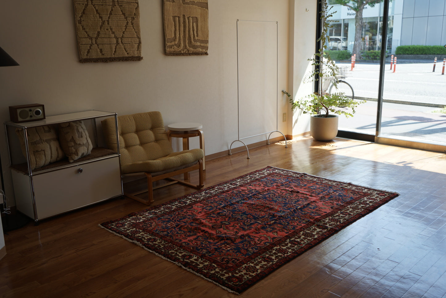 店頭販売 IRAN ANTIQUE TAFRESH ARAK 1720年代 207 × 138 cm