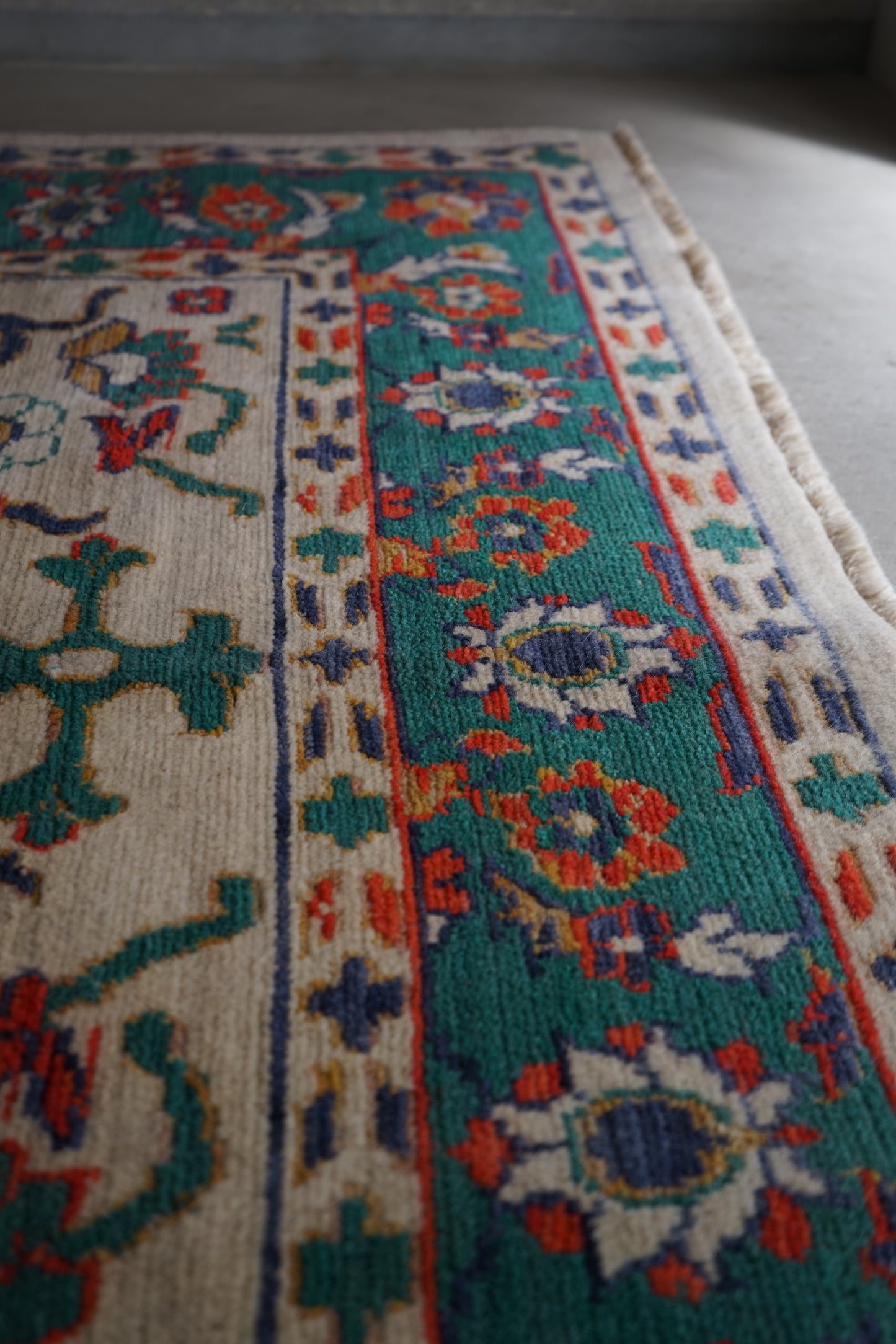 店頭販売 ÉTRETAT ORIGINAL IRAN ZIEGLAR 190 × 150 cm