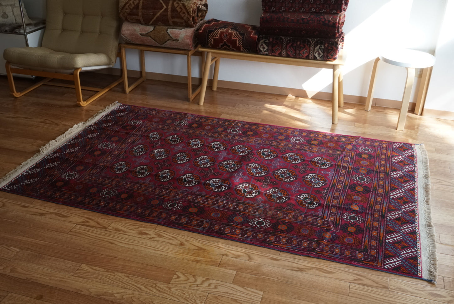 店頭販売 Afghanistan Old Turkmen Cassis 1970年代 210 × 123.5 cm  No.AF2537 / 国内送料無料・羊毛手織り絨毯
