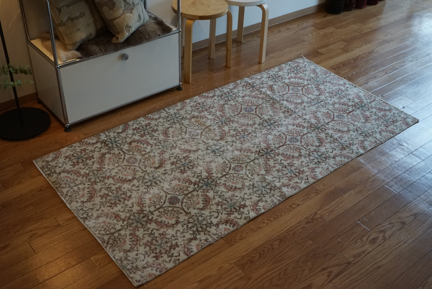 Türkiye Old Isparta Beige , Rose Pink , Botanical 1970年代 194 × 97 cm No.TR25452