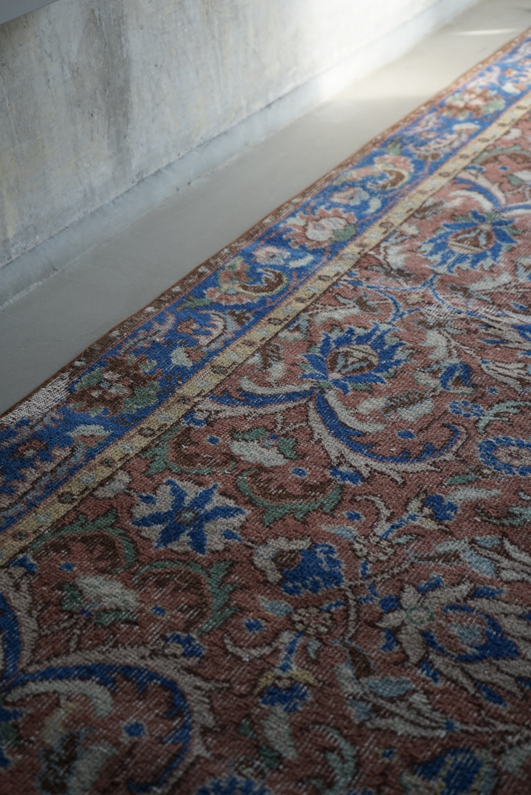 Türkiye Old Isparta Scarlet , Blue 1970年代 242 × 154 cm No.TR25264