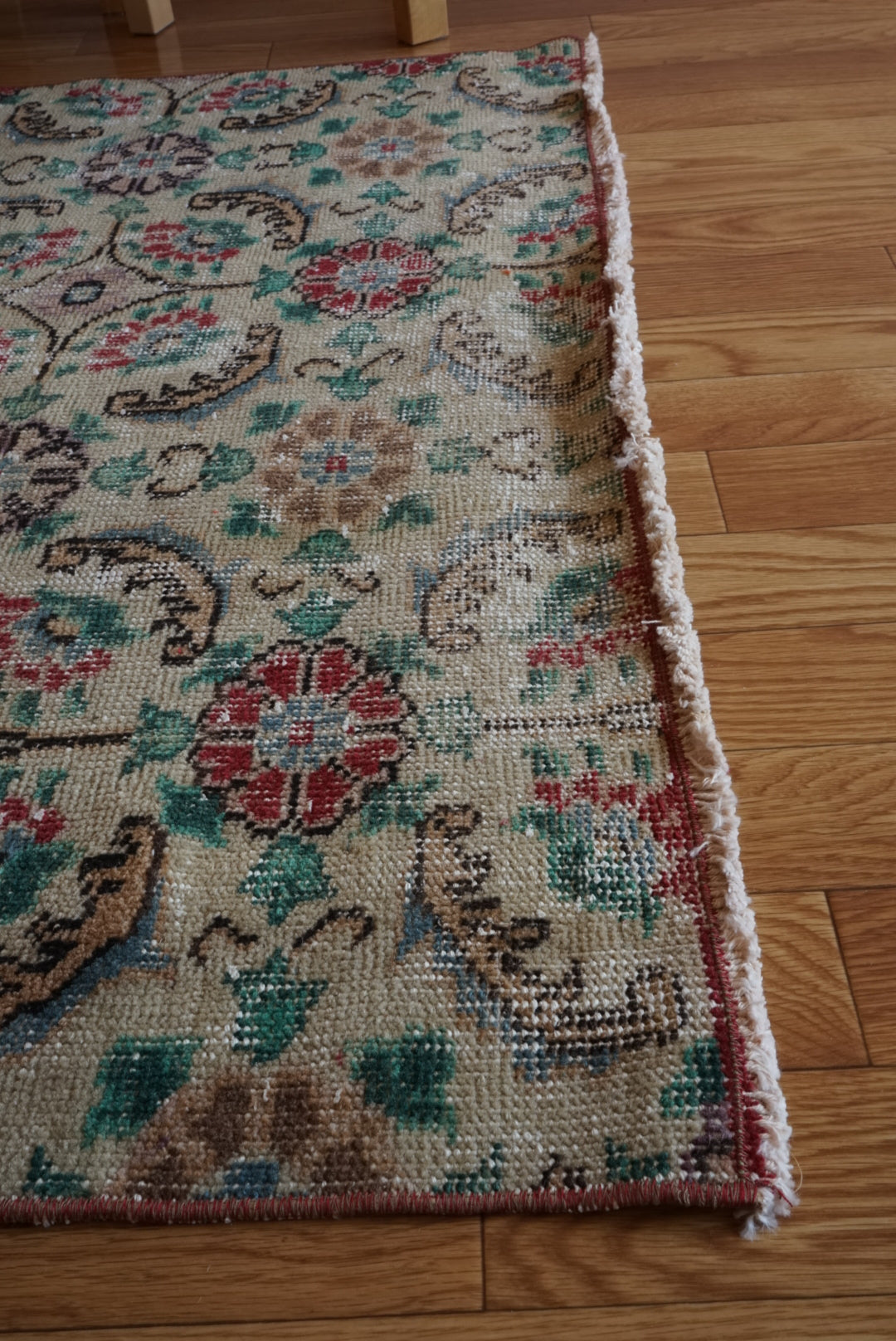 Türkiye Old Isparta Flower Beige 1970年代 175 × 108.5 cm No.TR25472