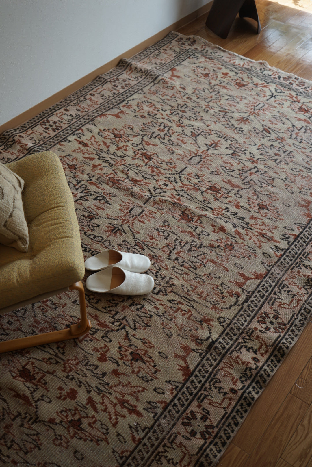 Türkiye Old Kayseri Olive , Beige Flower 1970年代 270 × 169 cm No.TR25389