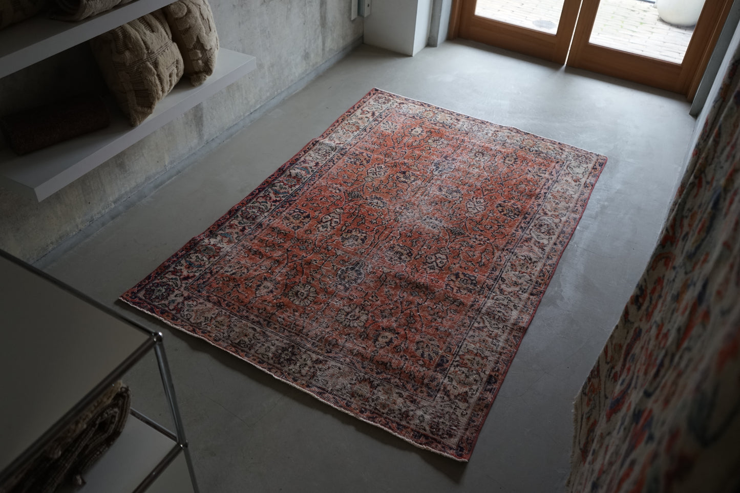 TURKEY OLD ISPARTA ORANGE 1970年代 191 × 129 cm No.TR25199