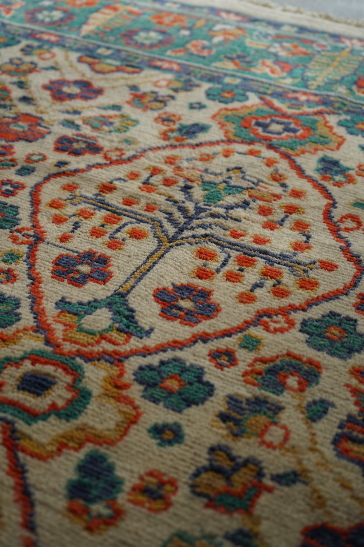 店頭販売 ÉTRETAT ORIGINAL IRAN BAKHTIARI 190 × 140 cm