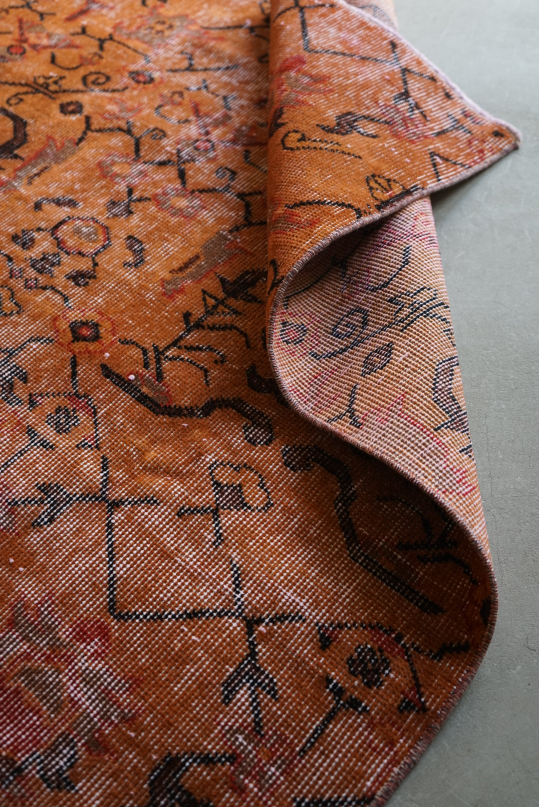 Türkiye Old Isparta Orange Over Dye 1970年代 202 × 113 cm No.TR25260