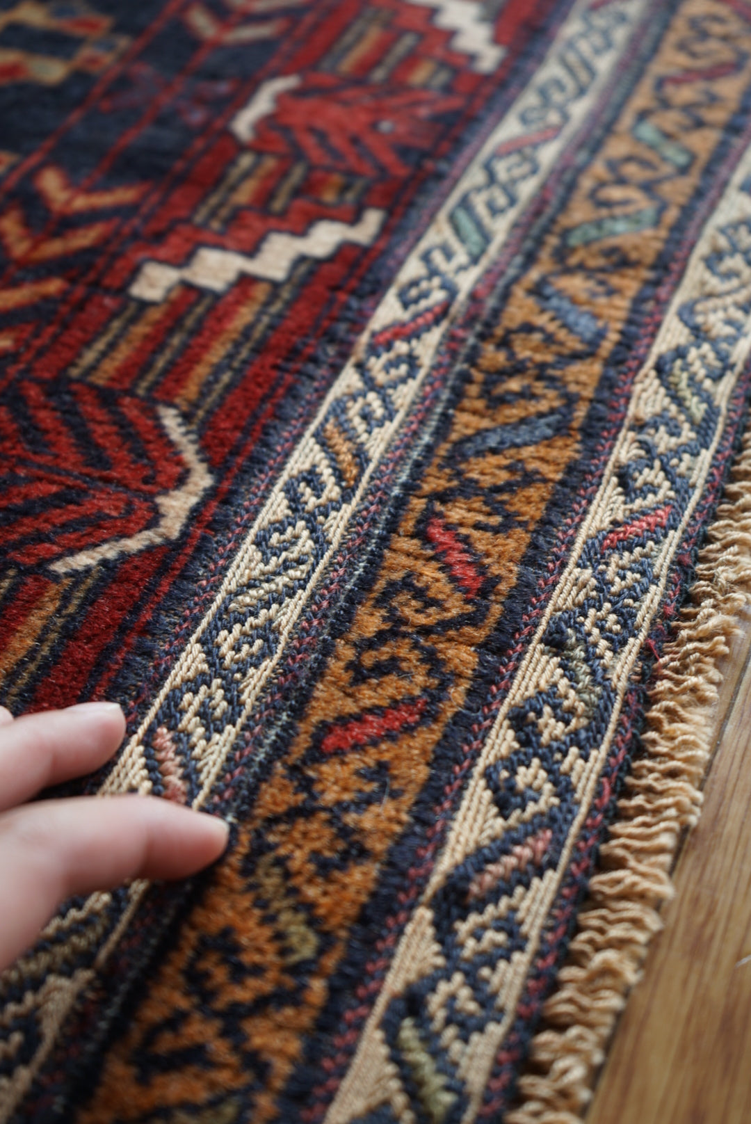 Afghanistan Vintage Baluch Navy Tribal Design 1980年代 208 × 130 cm No.AF2525